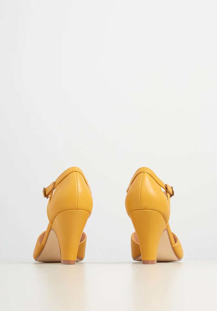 Masterfully Mingling T-Strap Heel - Olabens