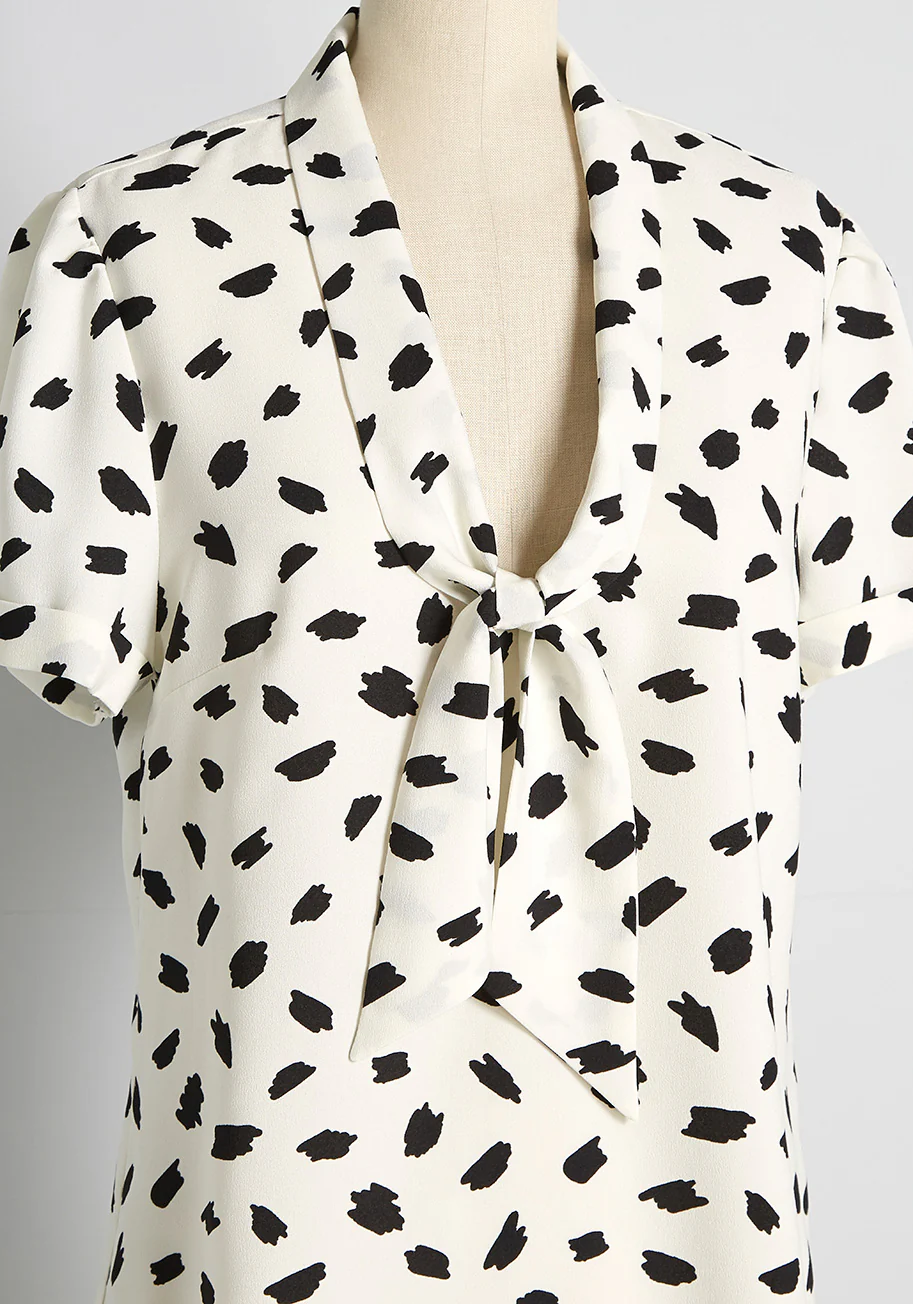 Polished and Playful Tie-Neck Blouse - Olabens
