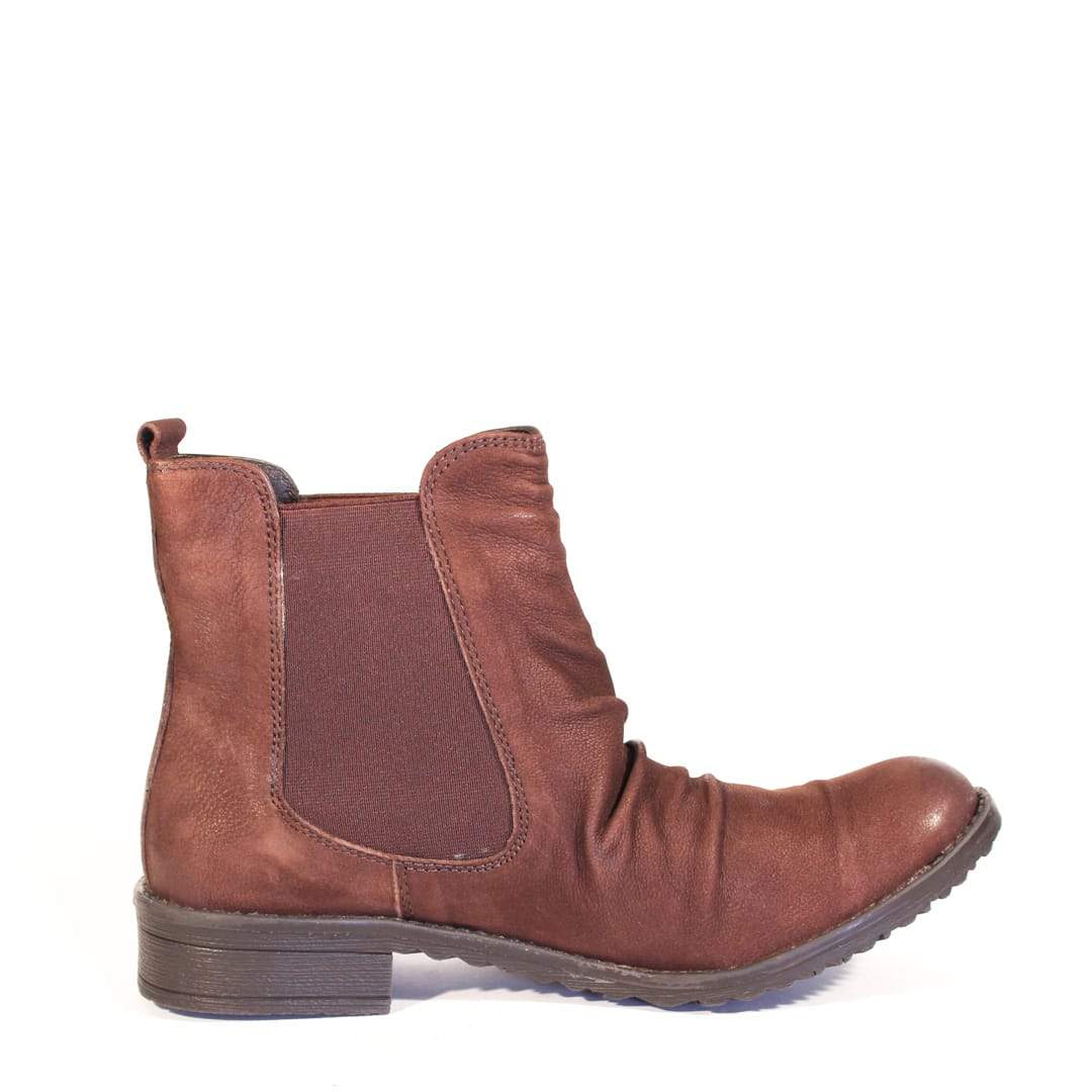 Trail Slouched Booties - Olabens