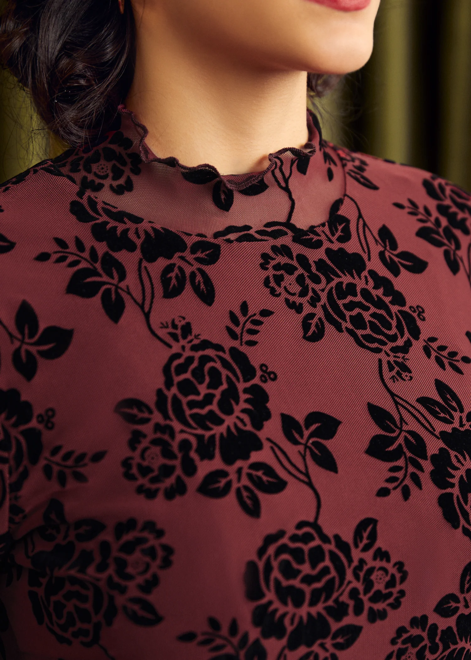 Golden Era Glow Turtleneck Top - Olabens