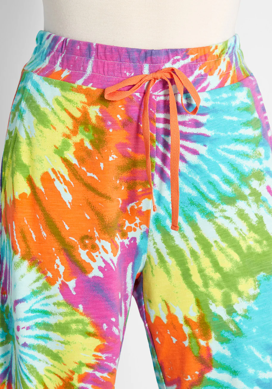 Day Tripping in Tie-Dye Joggers - Olabens