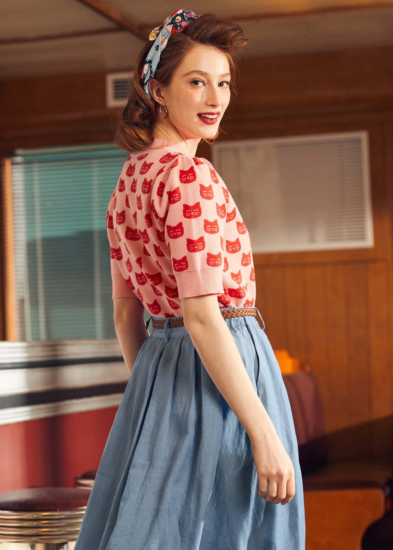 Retro Radiance Puff Shoulder Sweater - Olabens