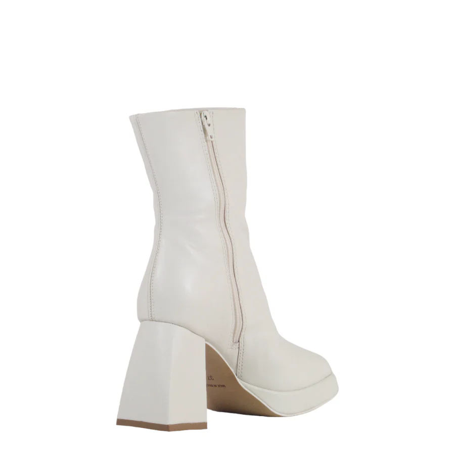 Valerie Molded Leather Booties - Olabens