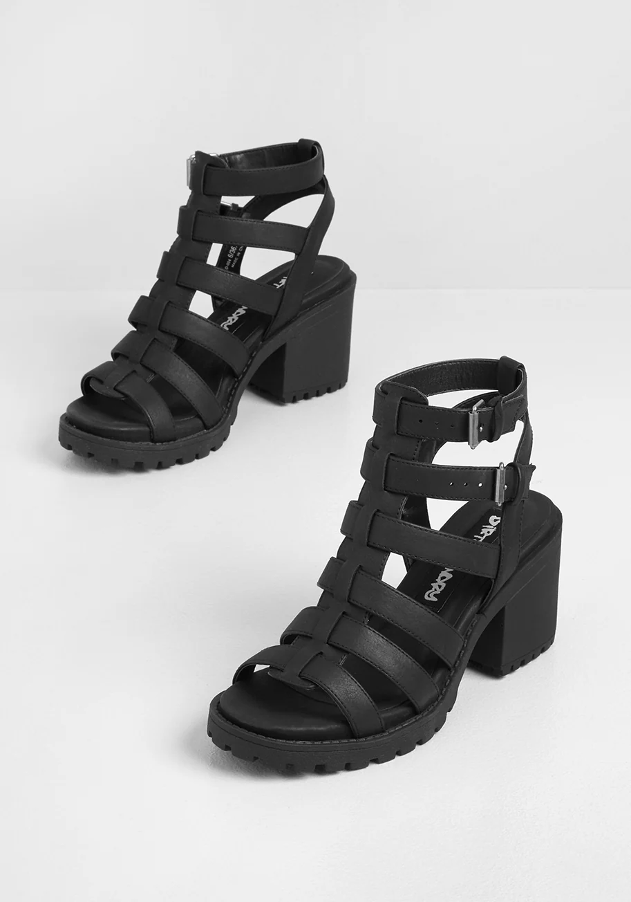 Strappy and Happy Sandal - Olabens