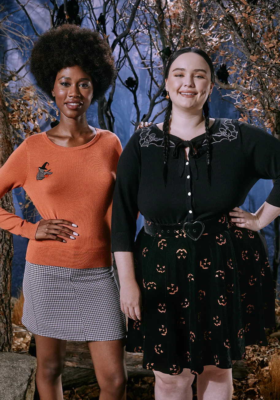 Isnyt x Collectif Practicing Witch Cat Sweater - Olabens