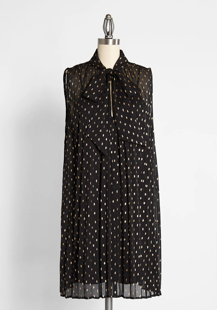 Era by Isnyt The Dots Must Be Crazy Shift Dress - Olabens
