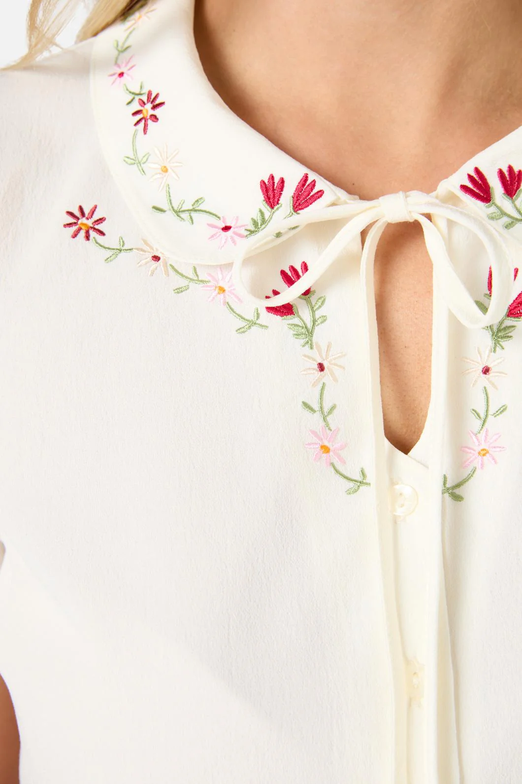 Meadow Embroidered Blouse - Olabens