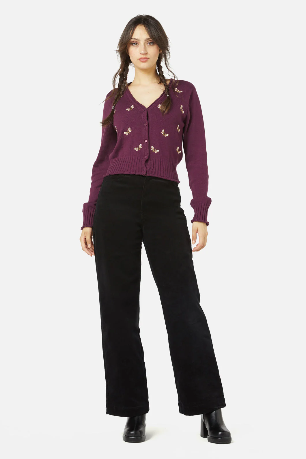 NZ Bee Emb Cardi - Olabens
