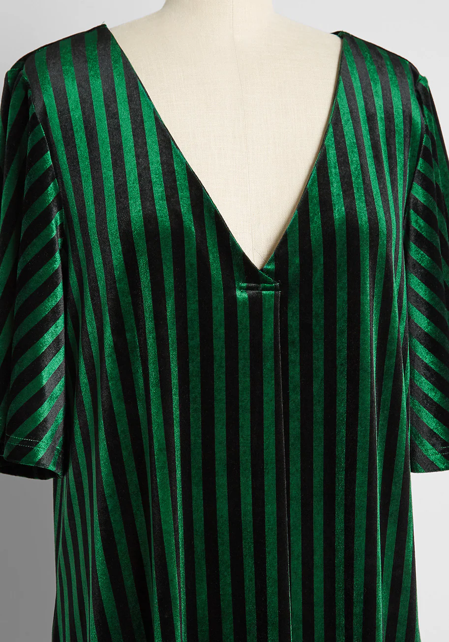 Hauntingly Gorgeous Velvet Swing Dress - Olabens