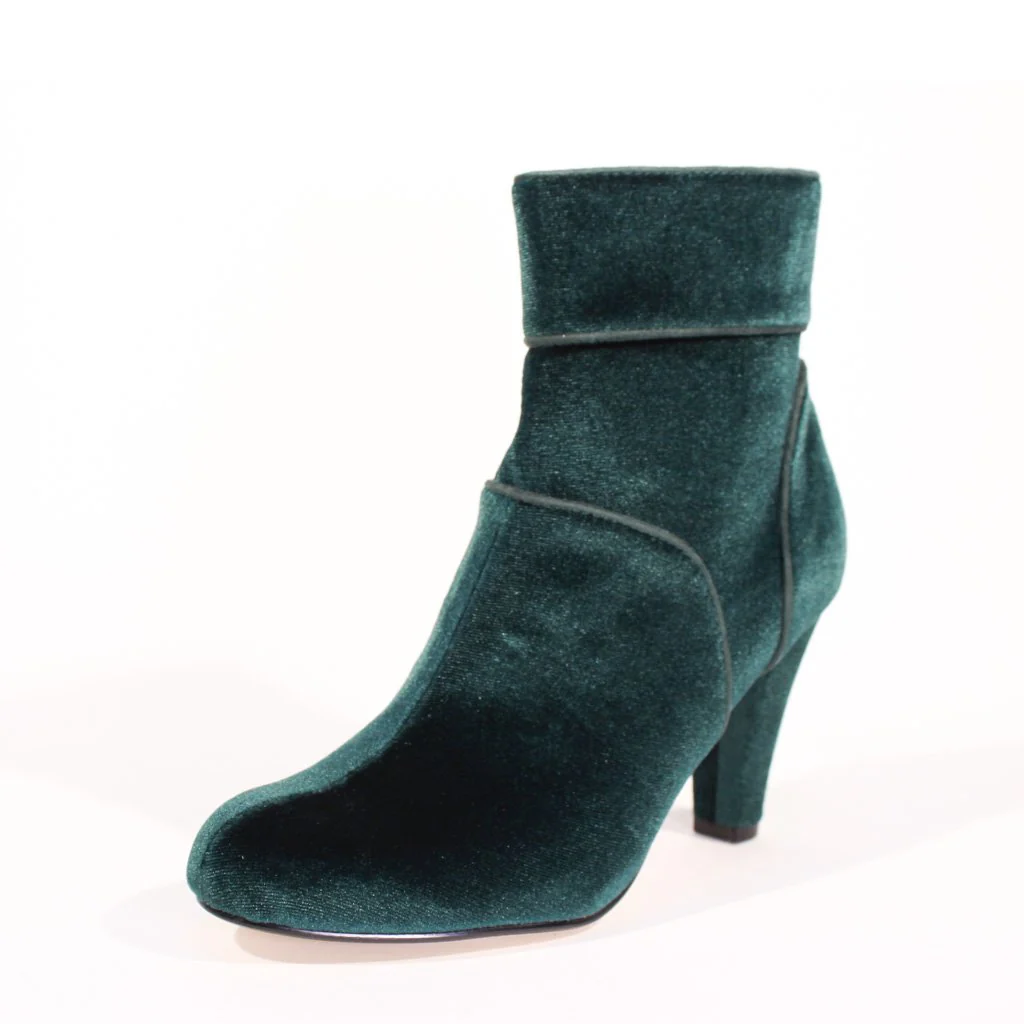 Topaz Velvet Booties - Olabens