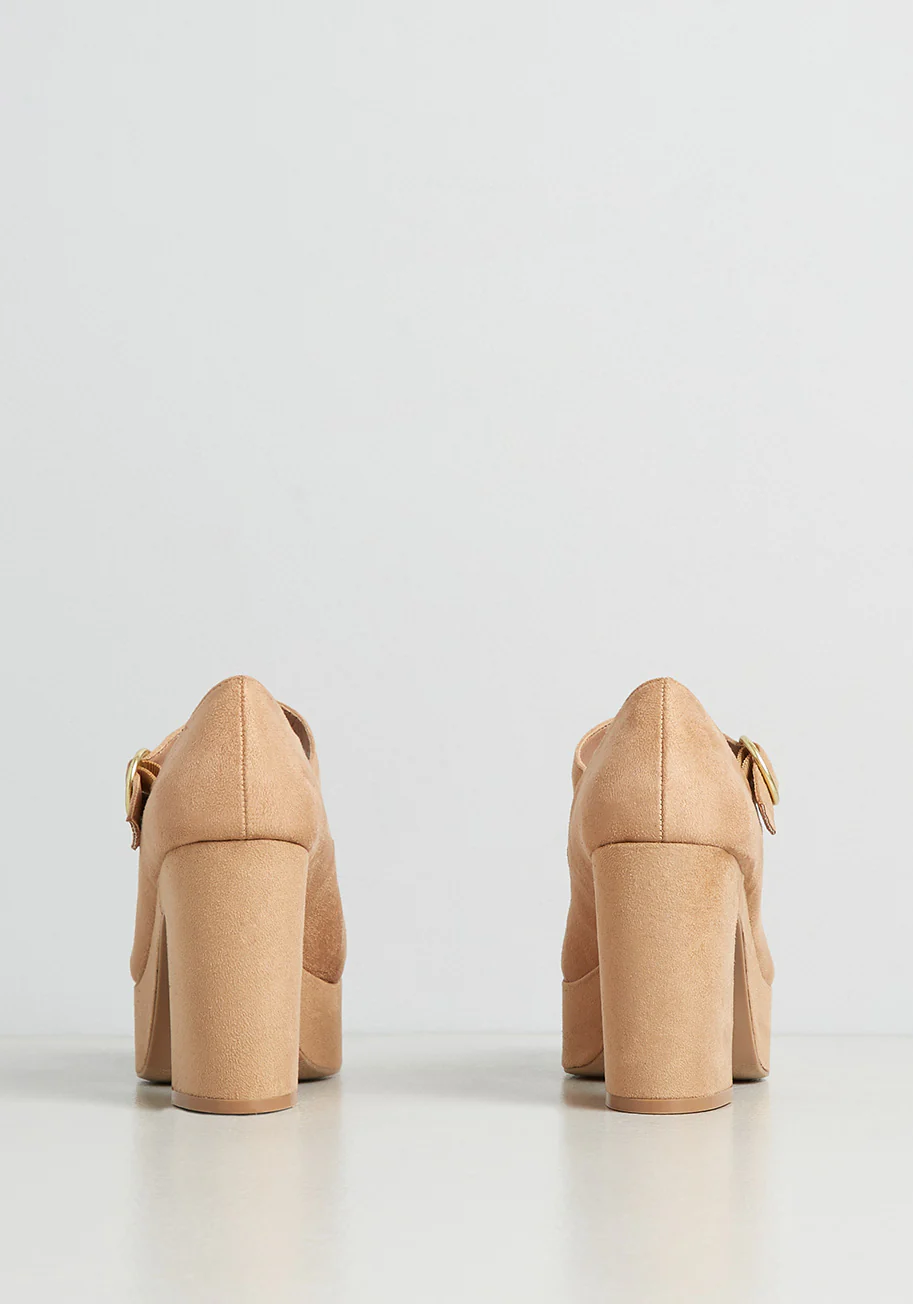 Pursuit of Passion Platform Heel - Olabens