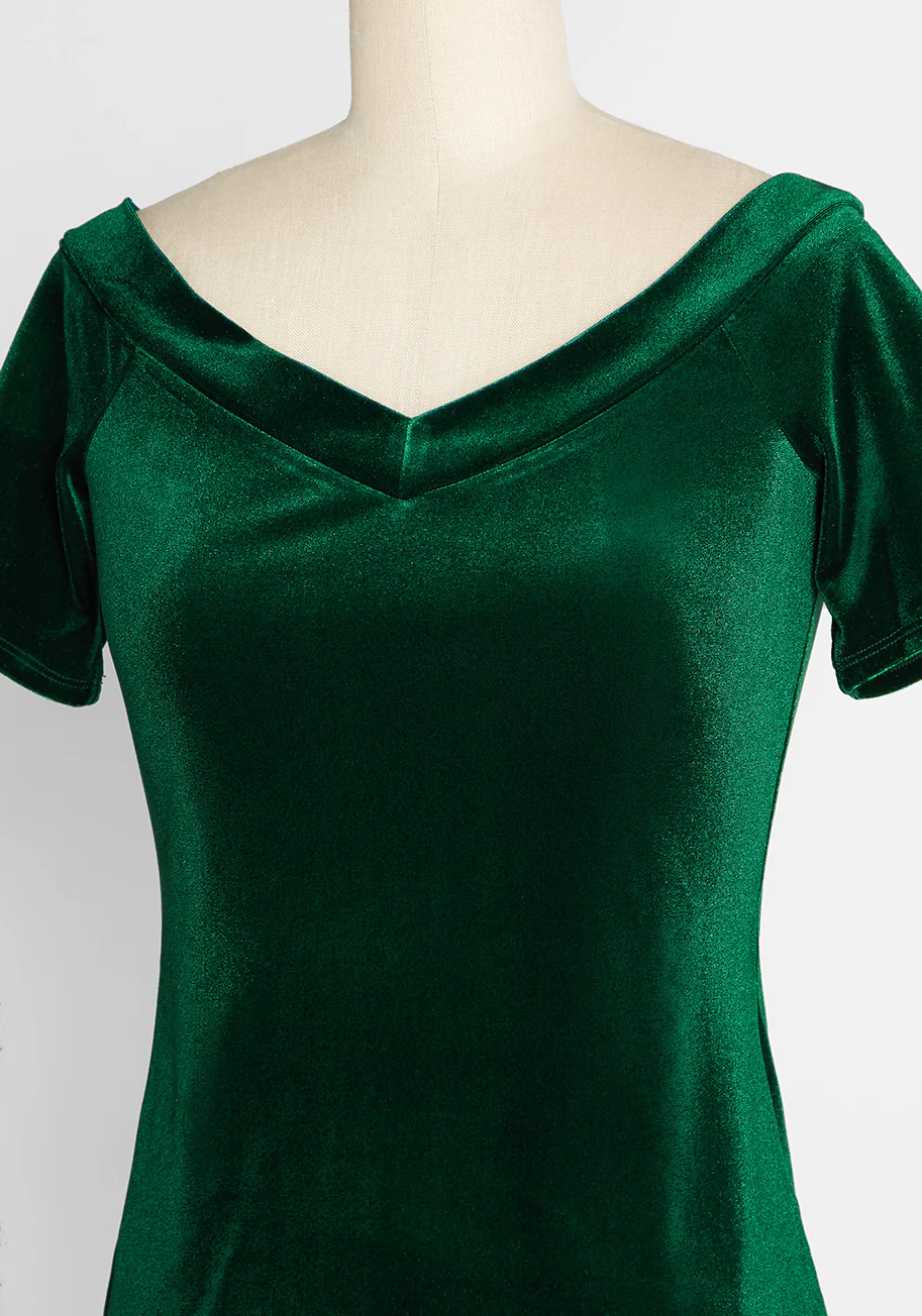 Evergreen Enticement Off-Shoulder Top - Olabens