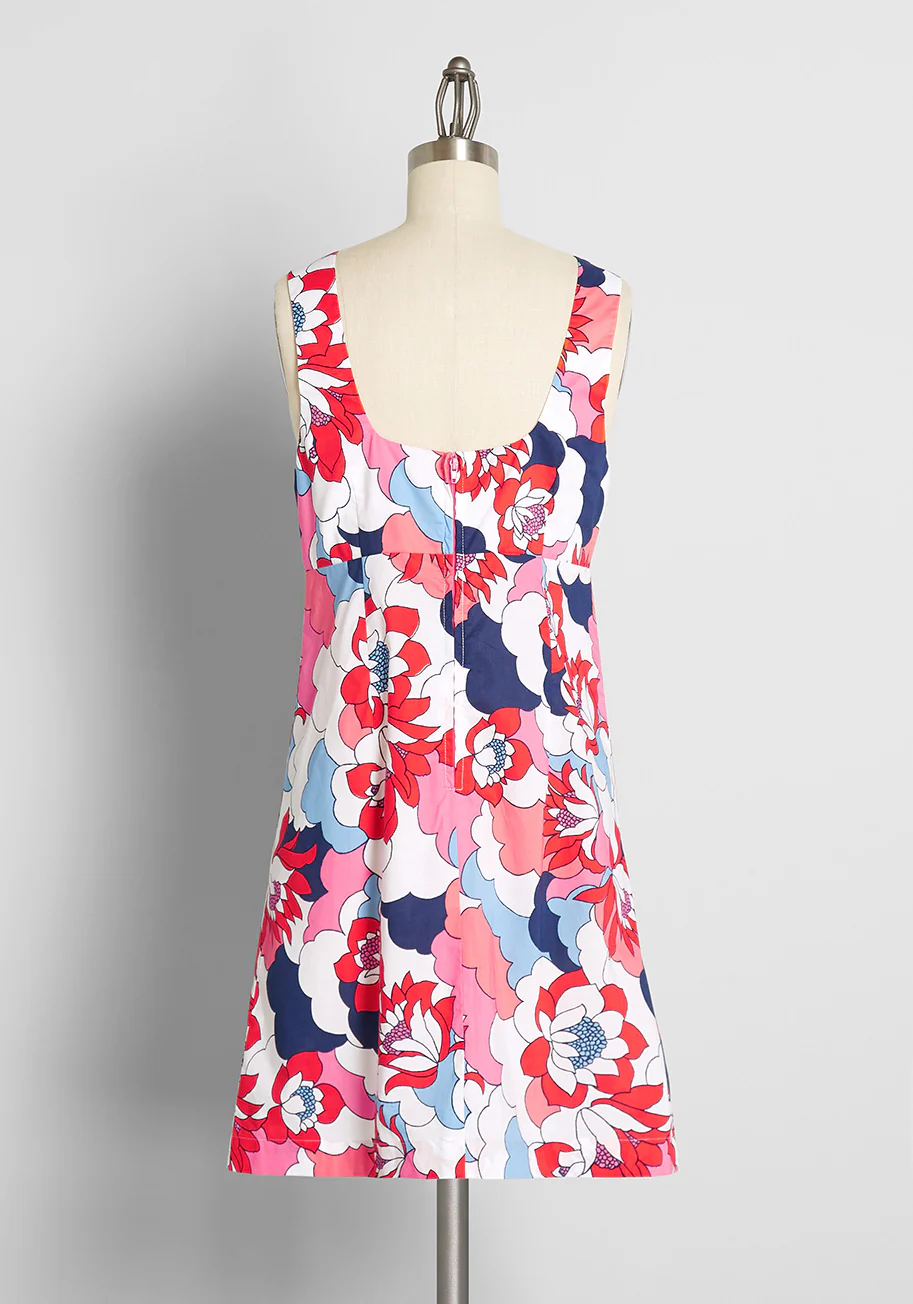 Isnyt x Barbie Retro Repercussions Babydoll Dress - Olabens