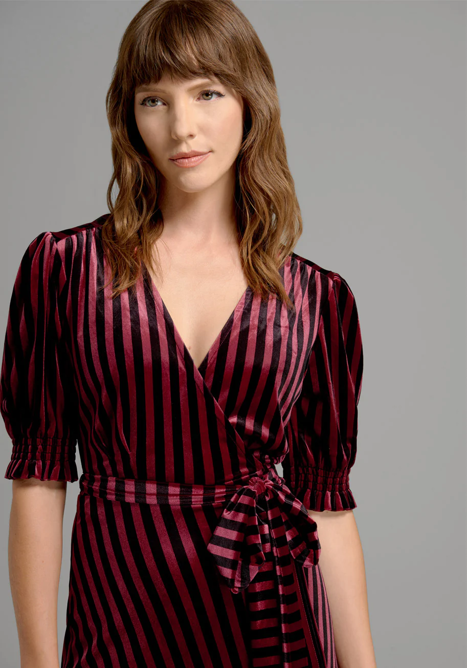 A Victorian Drama Wrap Dress - Olabens