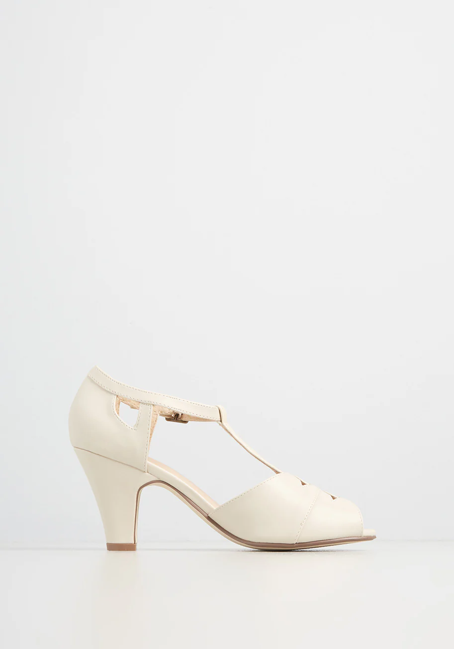 Masterfully Mingling T-Strap Heel - Olabens