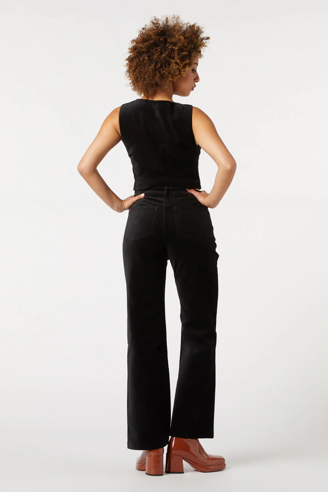 Sadie Velvet Vest - Olabens