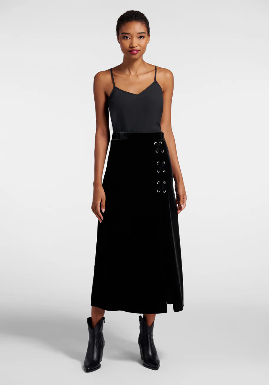 Don't Look Down Midi Skirt - Olabens