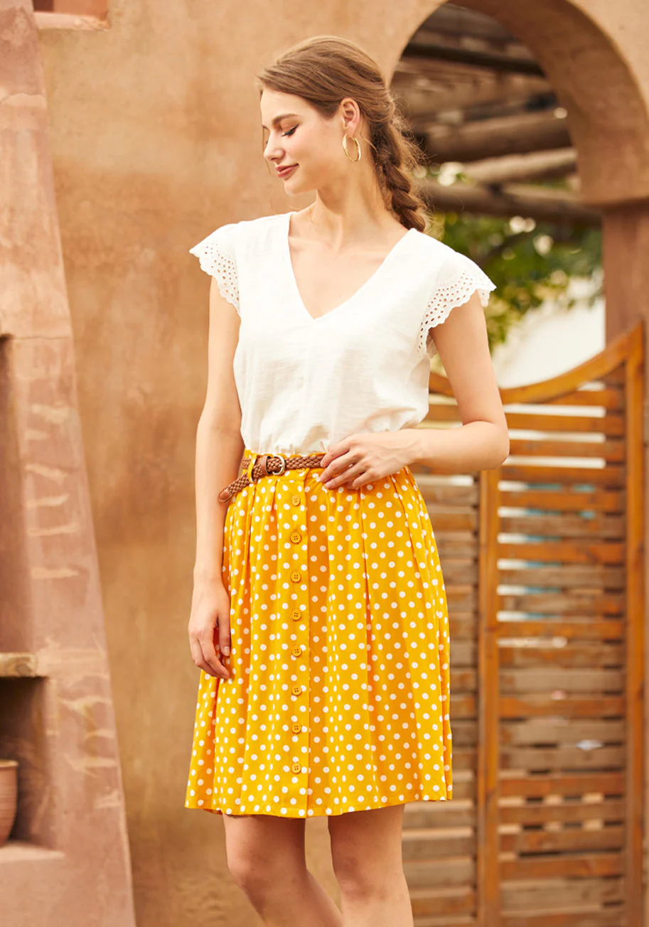 Timeless Eyelet Tee - Olabens