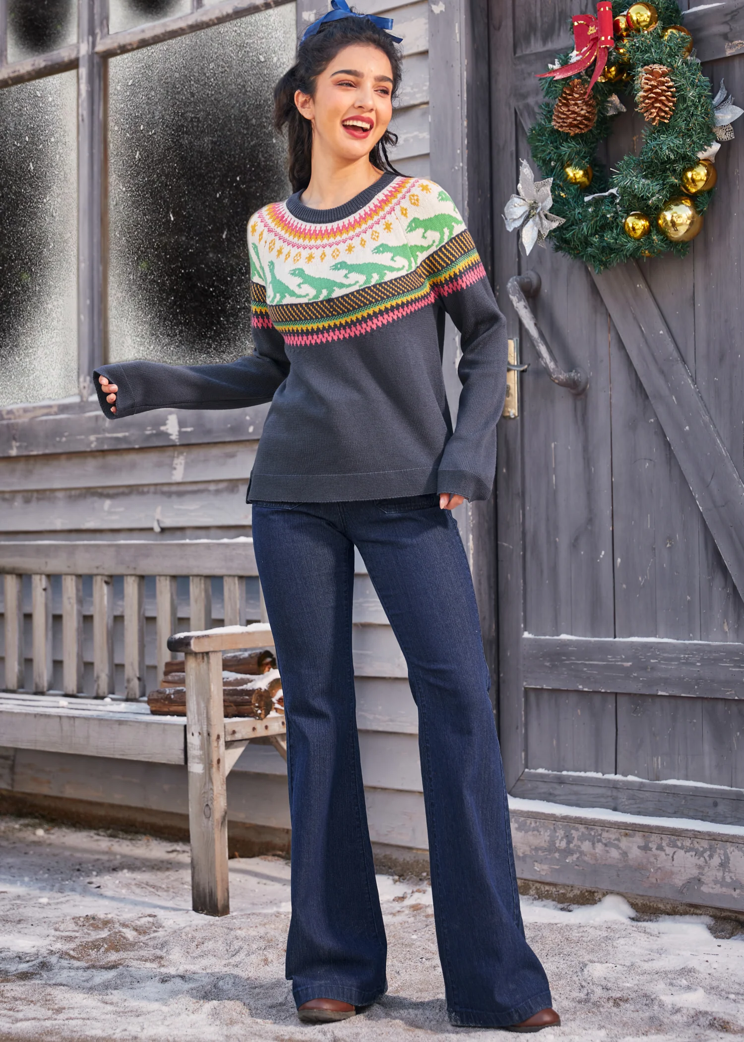 Retro Charm Raglan Sweater - Olabens