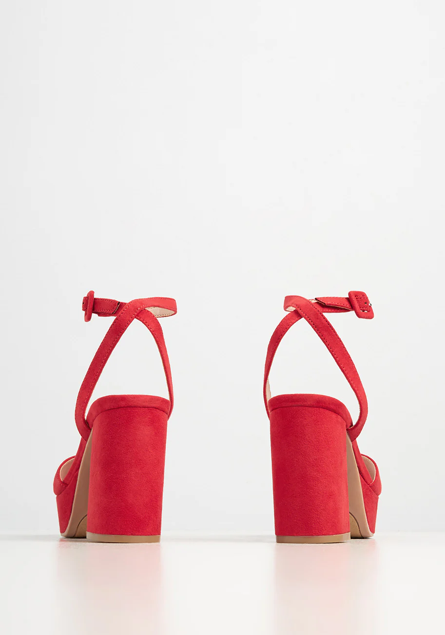 Nod to the Nineties Platform Sandal - Olabens