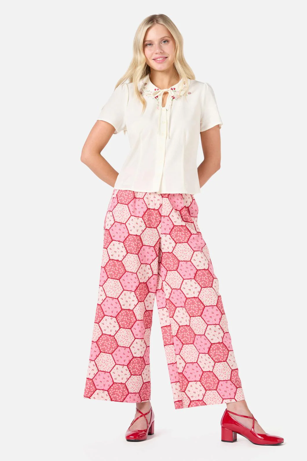 Meadow Embroidered Blouse - Olabens