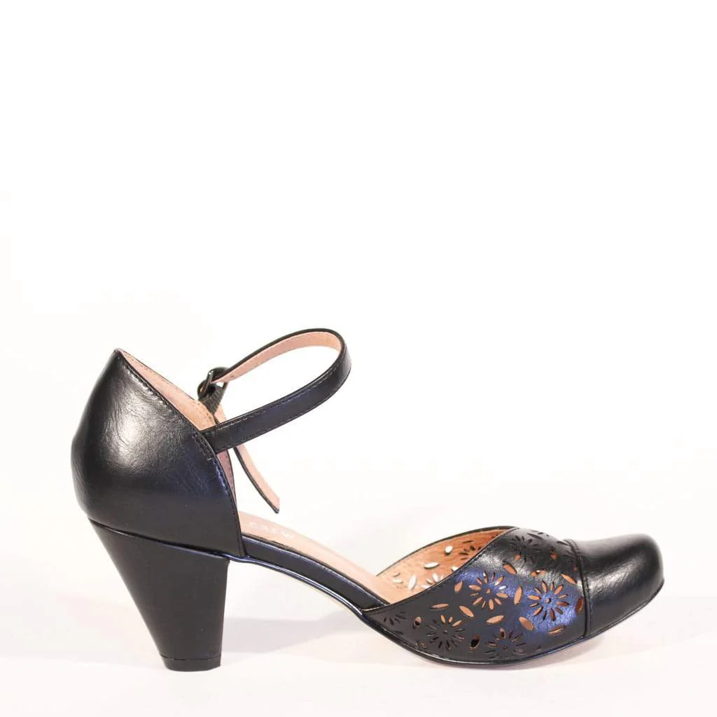 Morty Retro Heels - Olabens