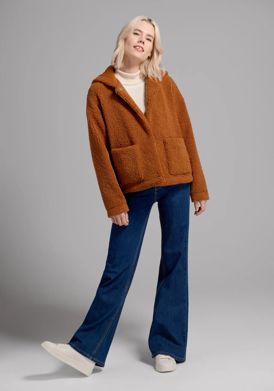 Plush On You Teddy Jacket - Olabens