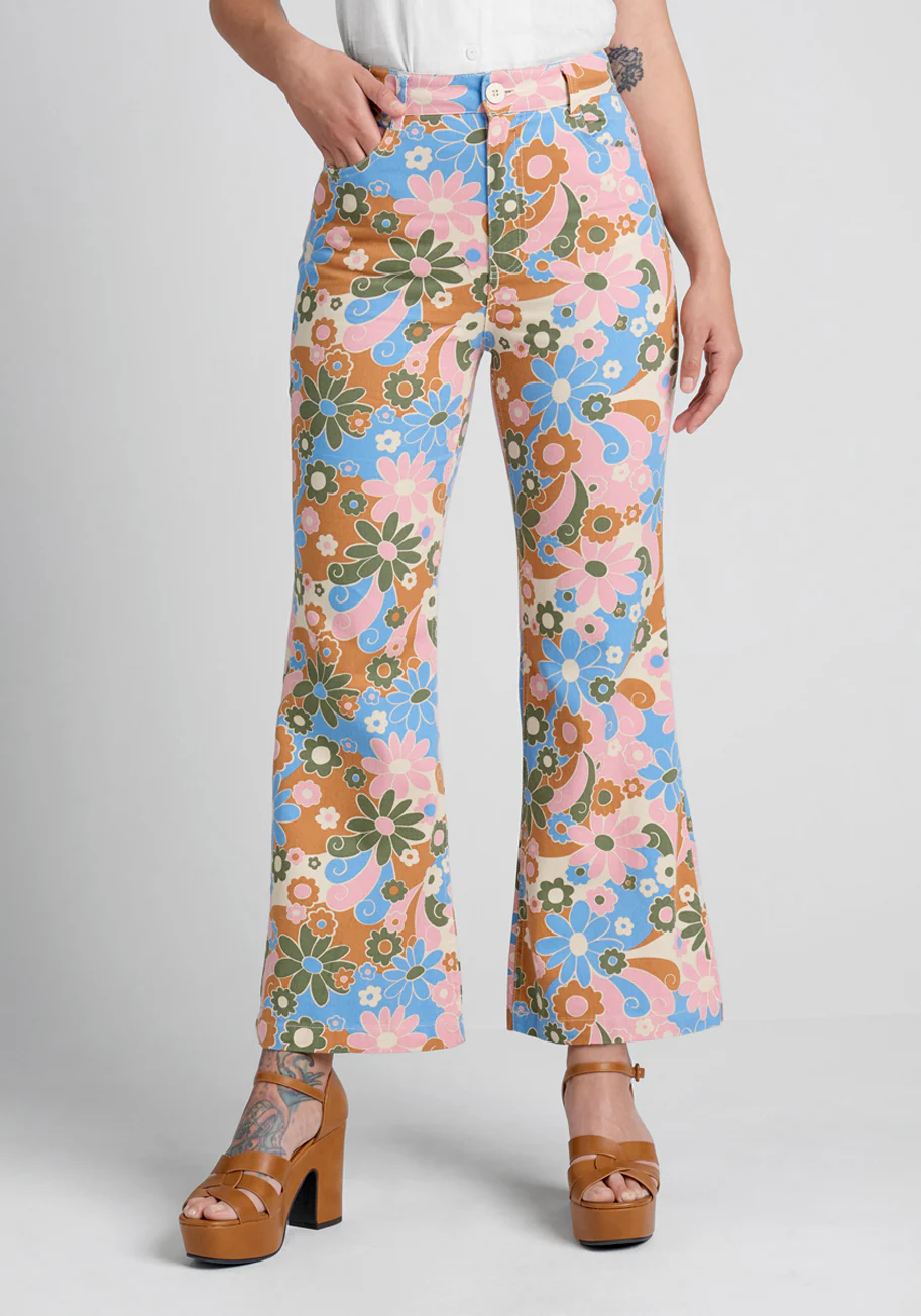 Had to Say Hello Flare Jeans - Olabens