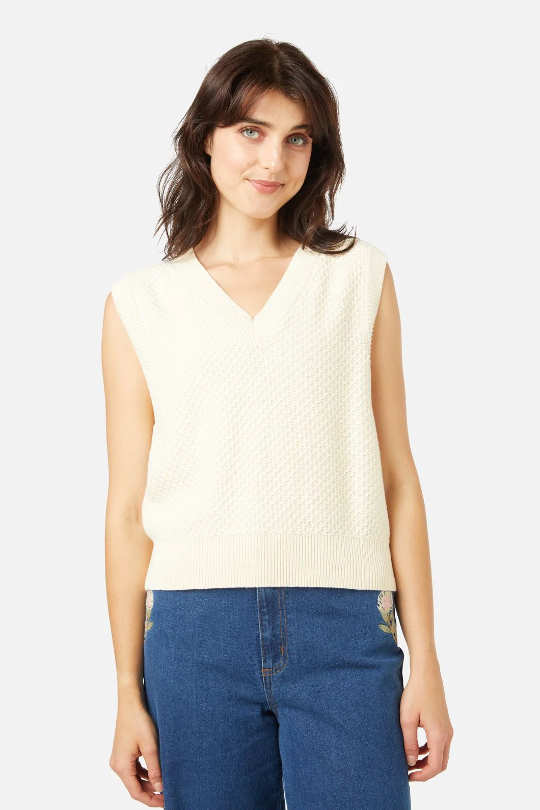 Avery Knit Vest - Olabens