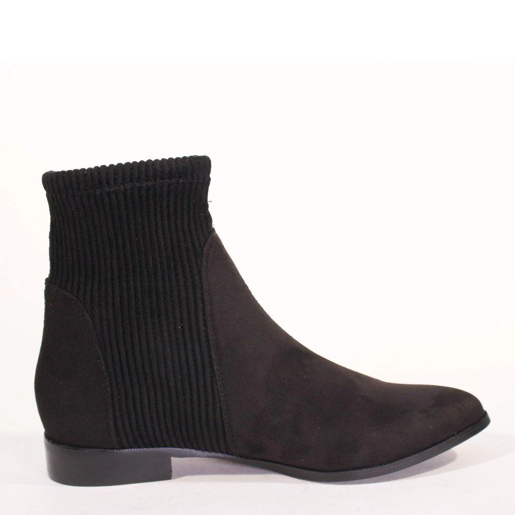 Davina Suede Chelsea Boots - Olabens