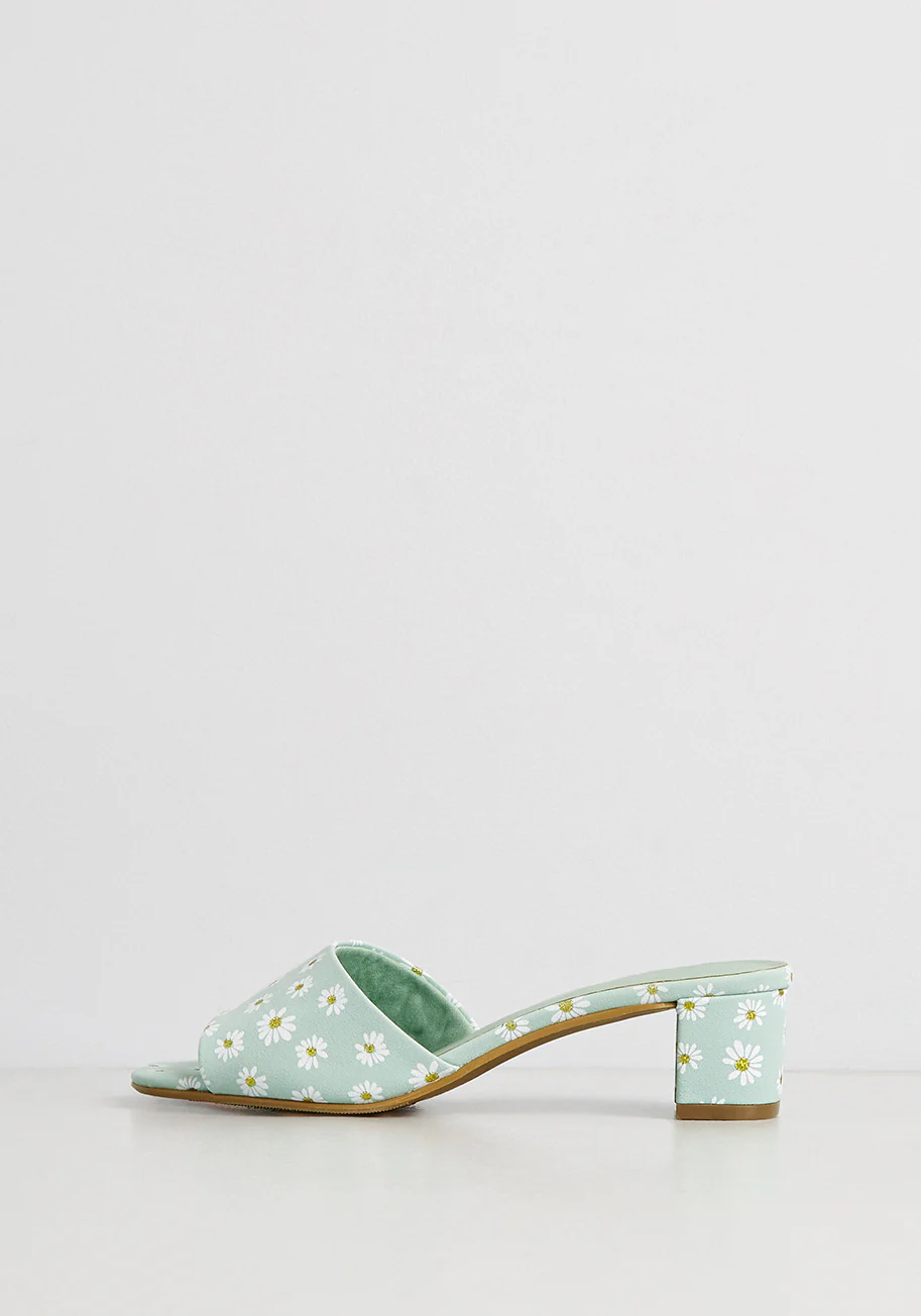 Trippy Daisies Heeled Slide Sandal - Olabens