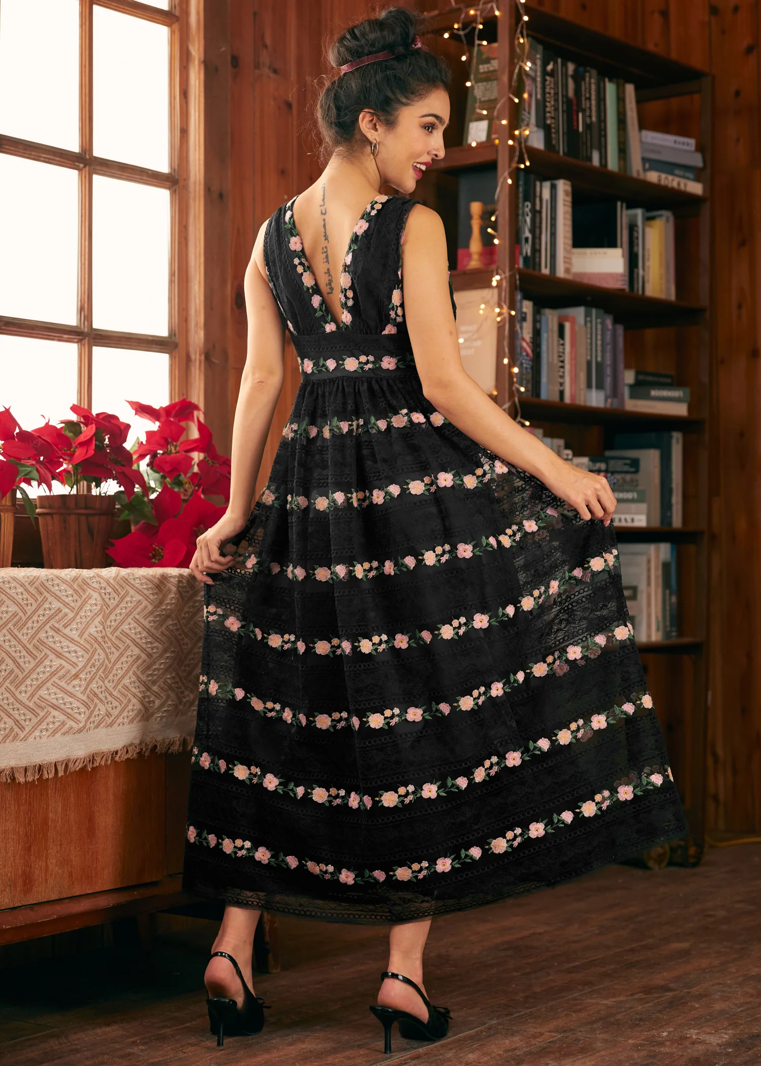 Enchanted Evening V-Neck Maxi Dress - Olabens