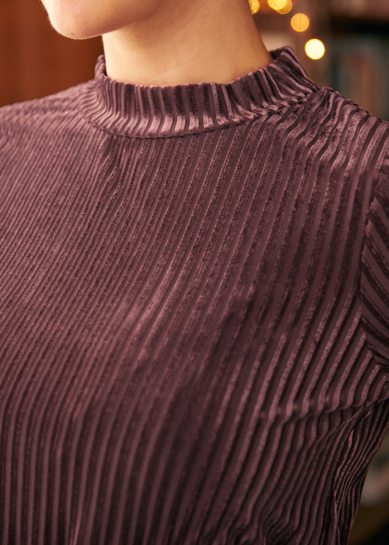 Legacy Layer Turtleneck Top - Olabens