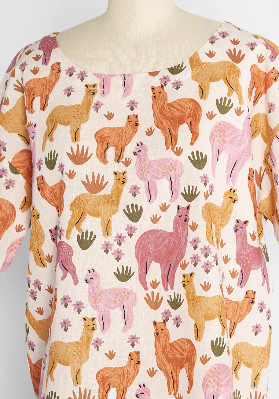 Lingering Llamas Top - Olabens