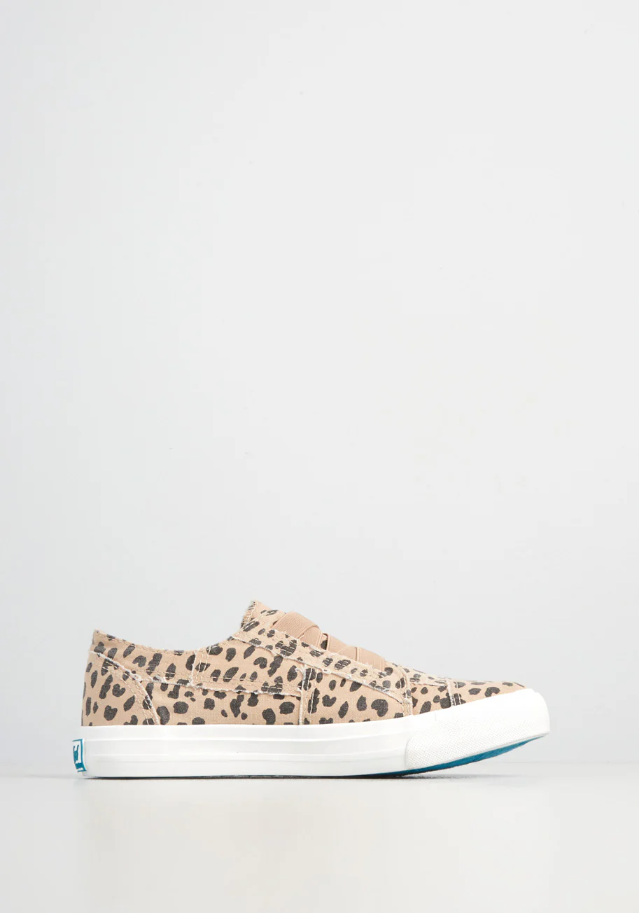 Slip-On and Get Spotted Sneaker - Olabens