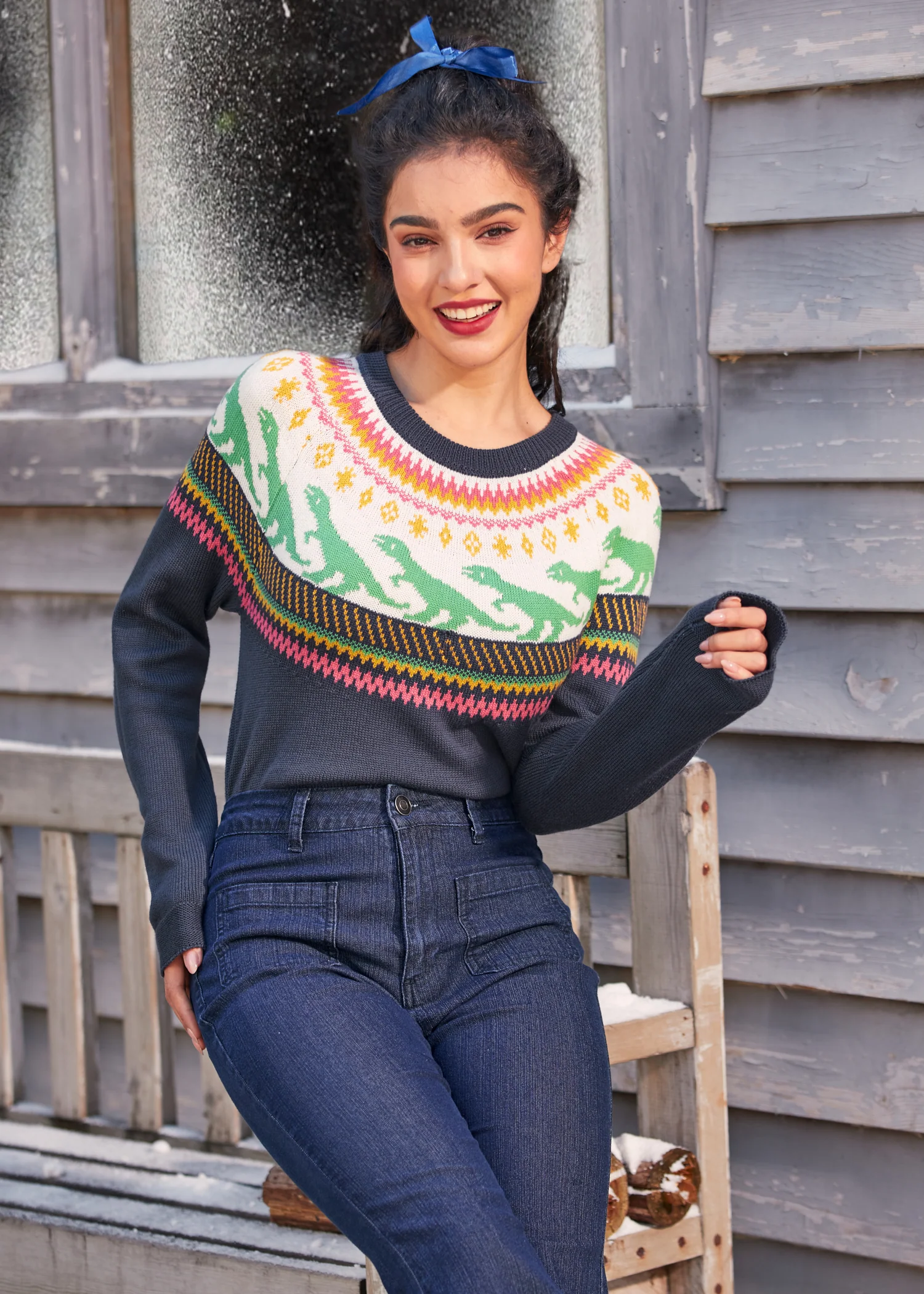 Retro Charm Raglan Sweater - Olabens