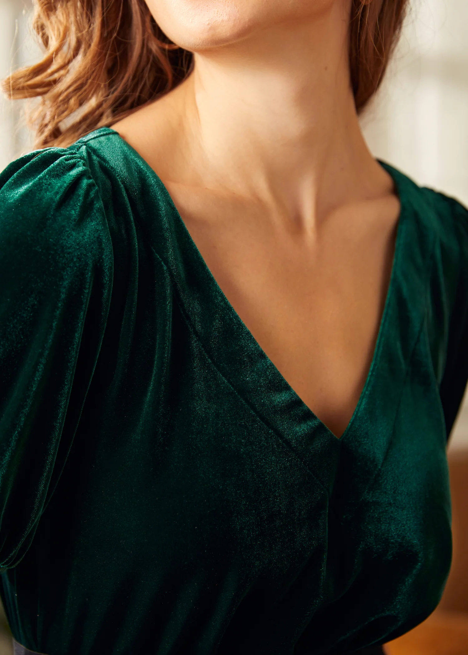 Jazz Age V-Neck Balloon Sleeve Top - Olabens