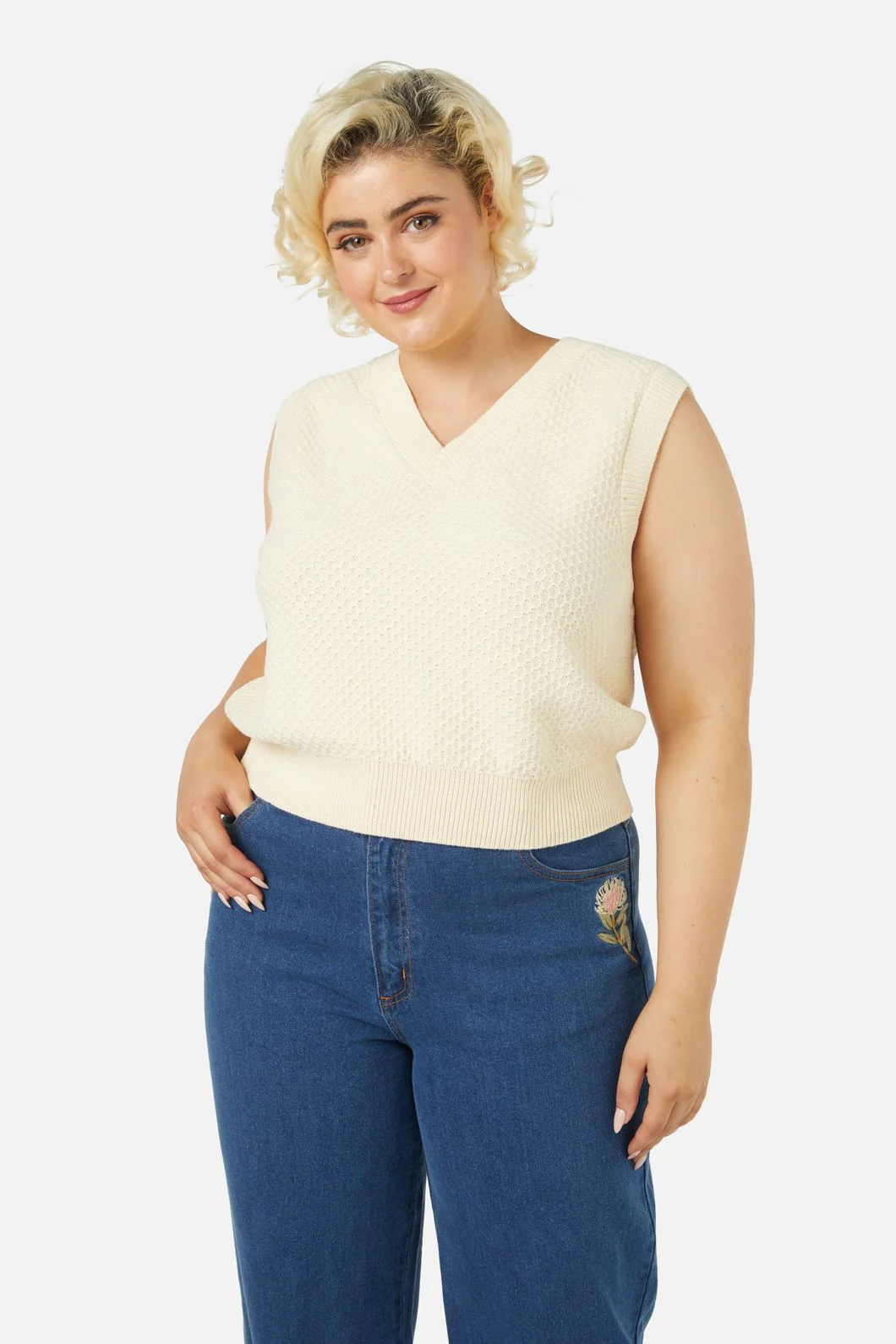 Avery Knit Vest - Olabens