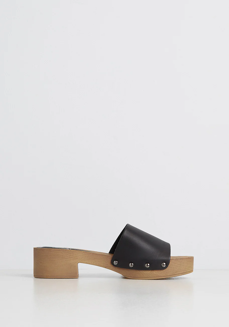 Studded and Striking Slide Sandal - Olabens