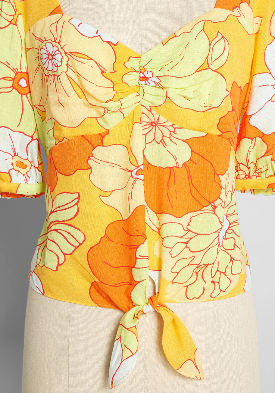 Seaside Cottage Getaway Tie-Front Top in Honolulu Floral - Olabens