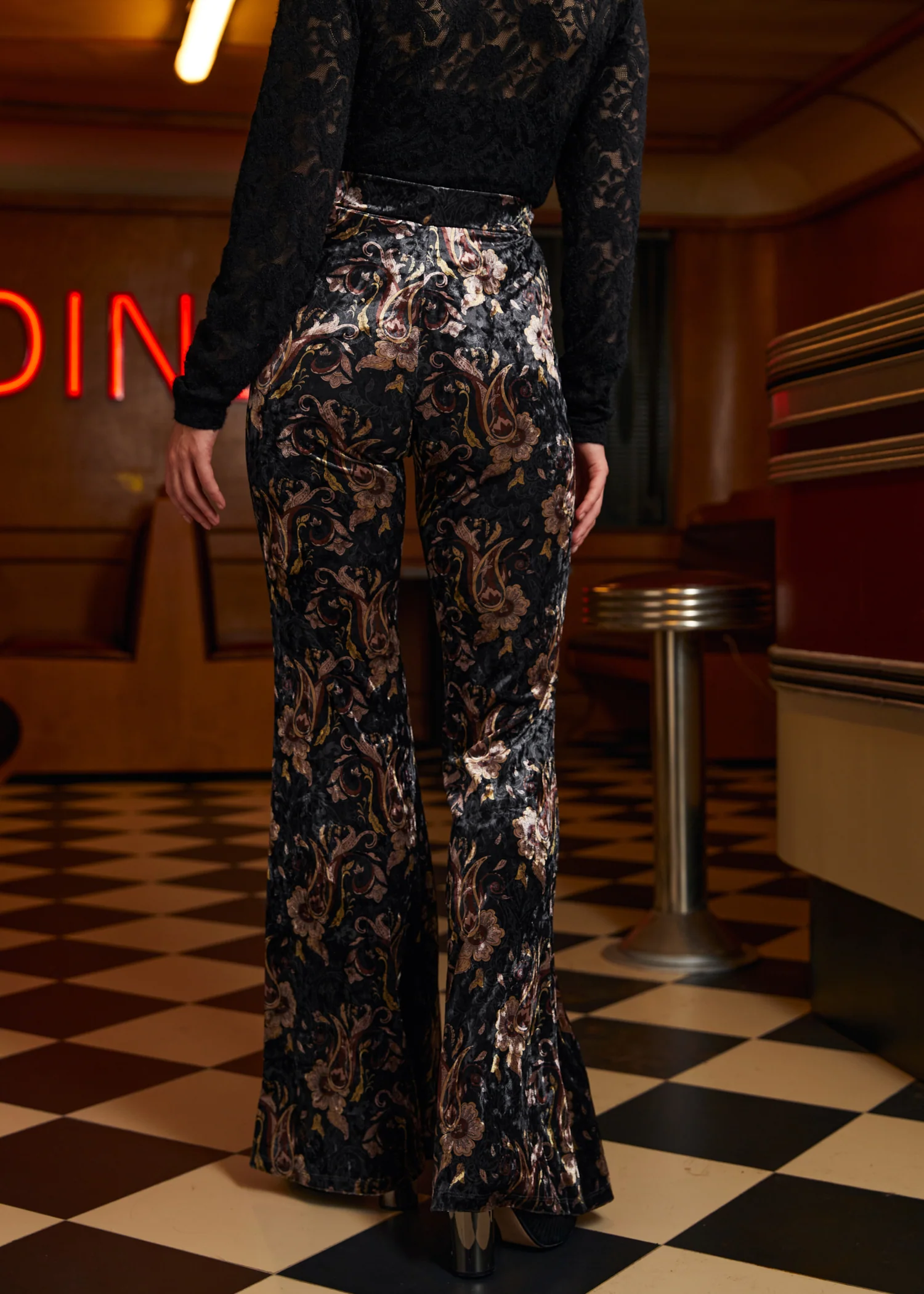 Just for Kicks Bell Bottom Legging - Olabens