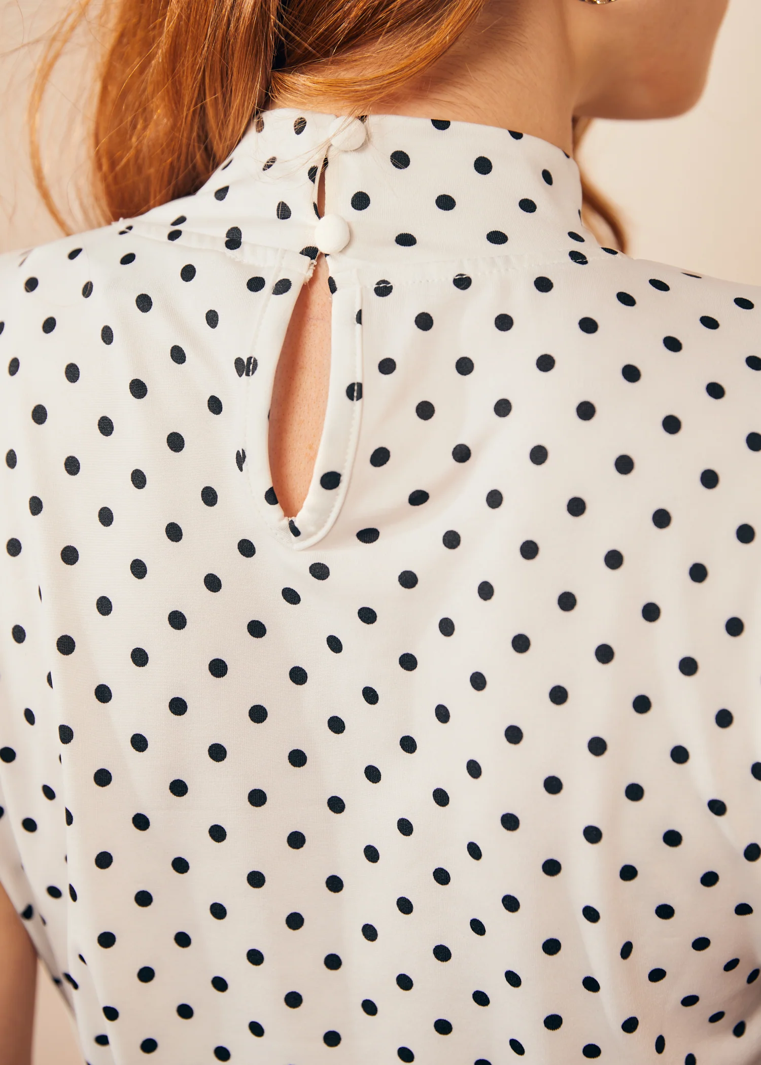Retro Rendezvous Tie-Neck Top - Olabens