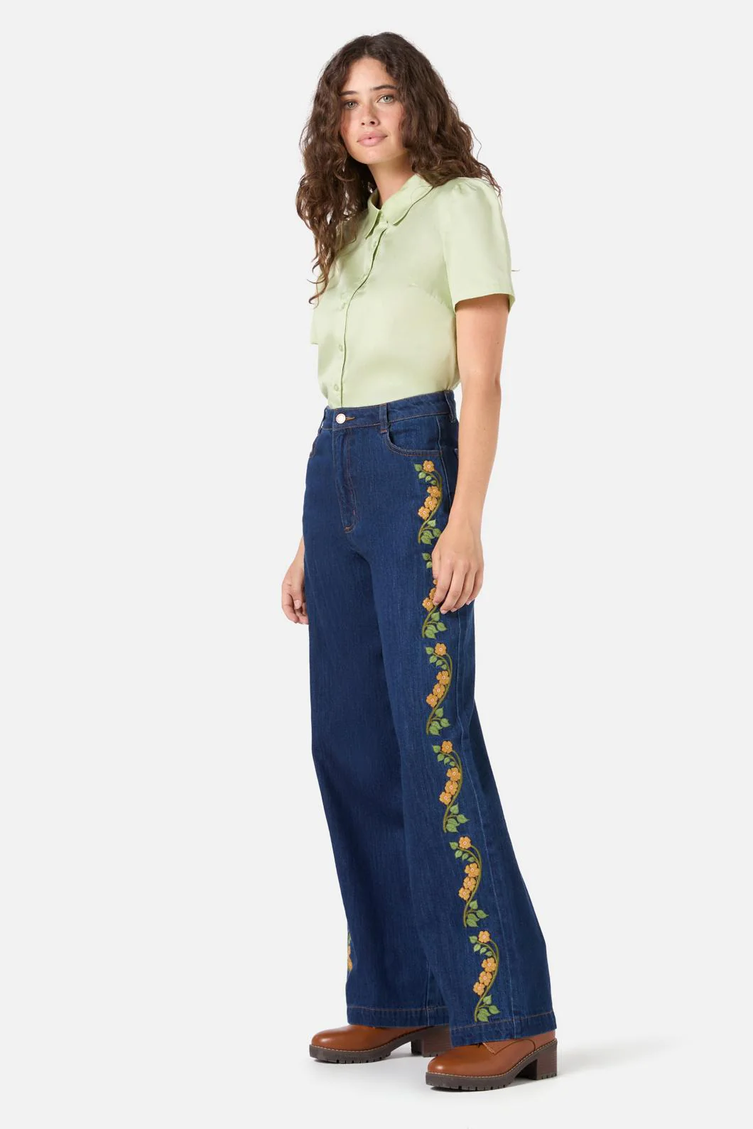 Flower Child Embroidered Jean - Olabens