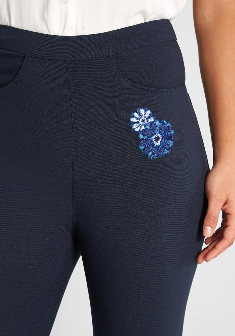 Isnyt x Collectif Crazy For Daisies Embroidered Skinny Pants - Olabens