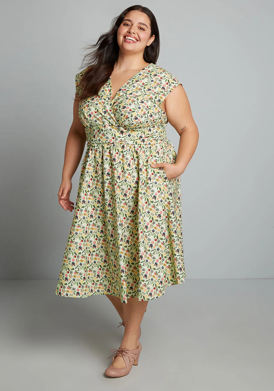 Isnyt X Retrolicious Holiday Magic Makers A-Line Dress - Olabens