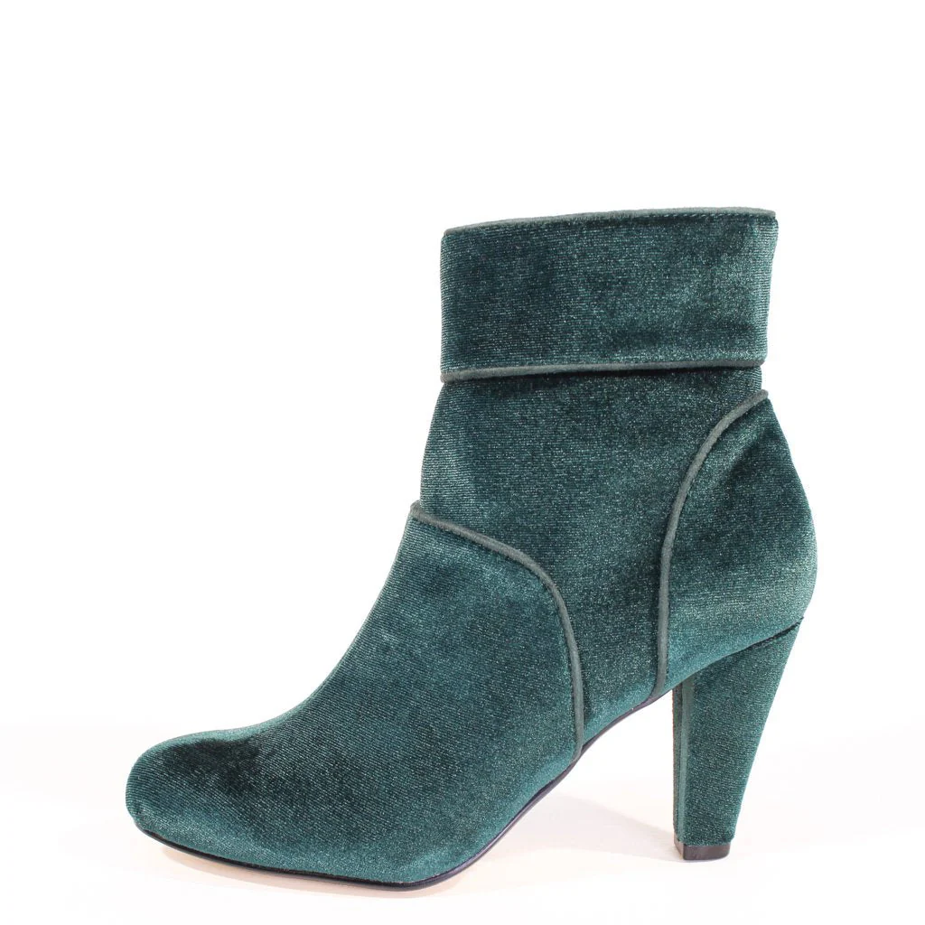 Topaz Velvet Booties - Olabens