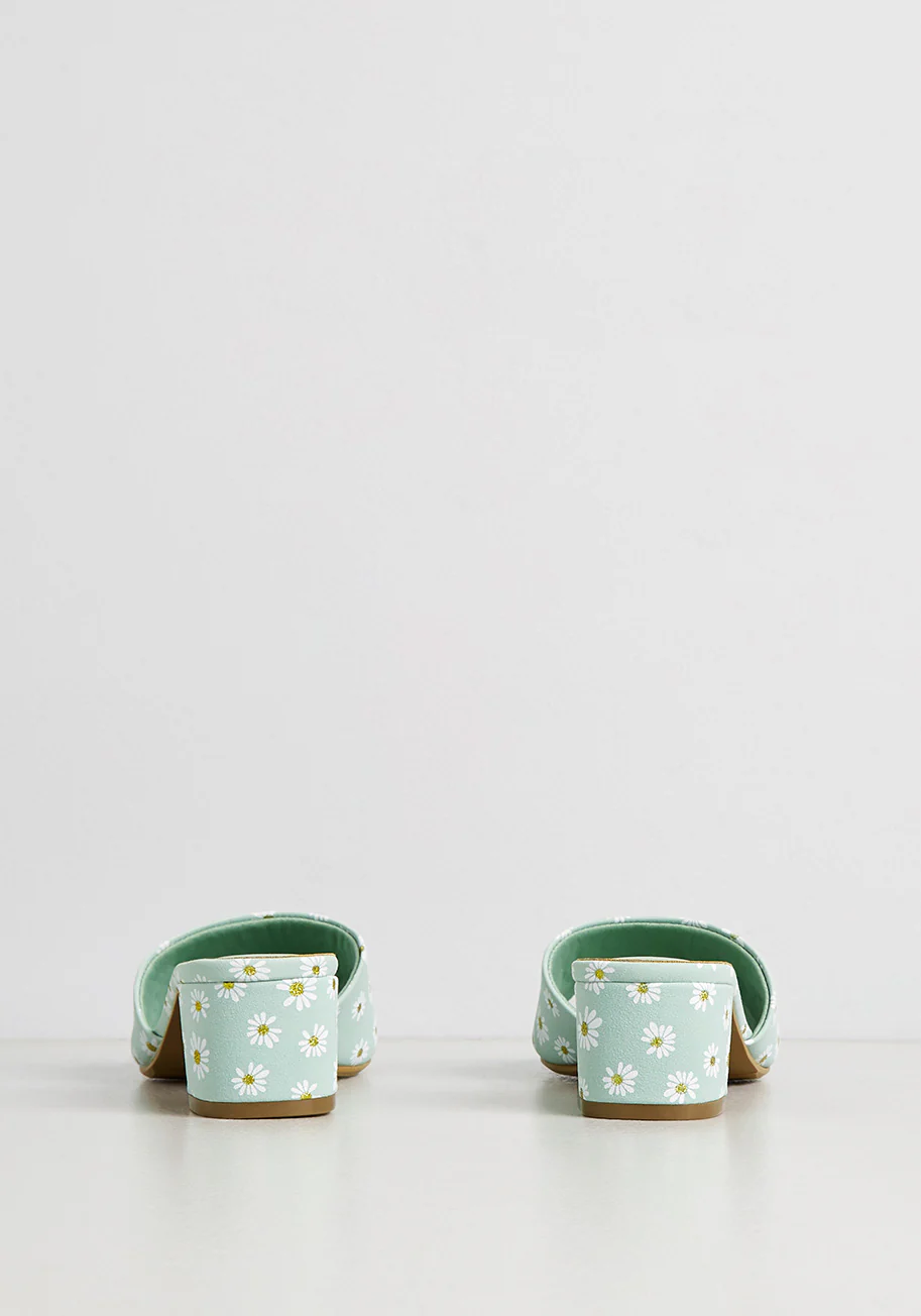Trippy Daisies Heeled Slide Sandal - Olabens