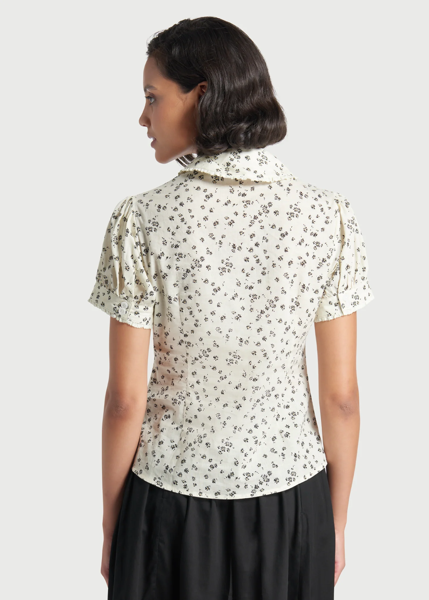 Daydreamer's Delight Button-Up - Olabens