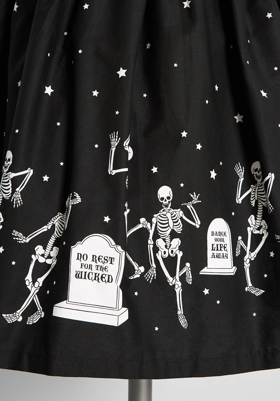 Isnyt x Black Friday It's A Graveyard Smash! Mini Skirt - Olabens