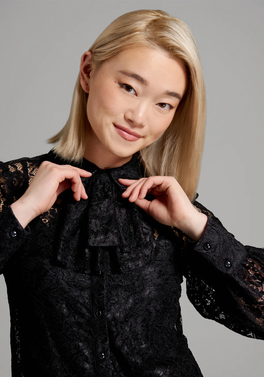 Darken Your Doorway Blouse - Olabens